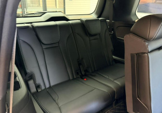 Подержанный автомобиль GAC GS8 2024 года (20 фото)