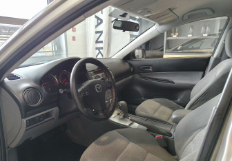 Подержанный автомобиль Mazda 6 Sedan 2005 года (6 фото)