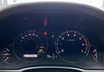 Подержанный автомобиль Lexus GX 2004 года (10 фото)