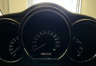 Подержанный автомобиль Lexus RX 2008 года (8 фото)