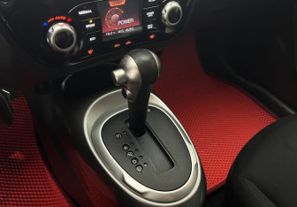 Подержанный автомобиль Nissan Juke 2014 года (12 фото)