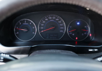 Подержанный автомобиль Hyundai Santa Fe 2011 года (12 фото)