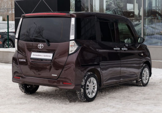 Подержанный автомобиль Toyota Tank 2019 года (5 фото)