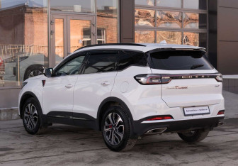 Подержанный автомобиль Chery Tiggo 7 Pro Max 2024 года (7 фото)