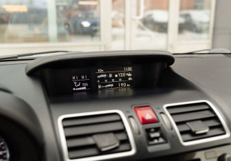 Подержанный автомобиль Subaru Forester Suv 2016 года (14 фото)