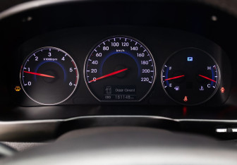 Подержанный автомобиль Hyundai Santa Fe 2011 года (13 фото)