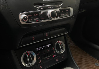 Подержанный автомобиль Audi Q3 2013 года (10 фото)