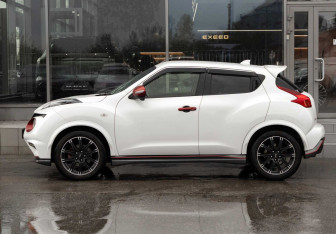 Подержанный автомобиль Nissan Juke Nismo 2014 года (8 фото)