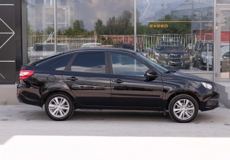 Подержанный автомобиль LADA (ВАЗ) Granta Liftback 2023 года (4 фото)