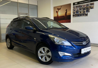 Подержанный автомобиль Hyundai Solaris Hatchback 2014 года (4 фото)