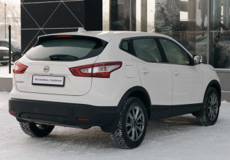 Подержанный автомобиль Nissan Qashqai 2018 года (5 фото)