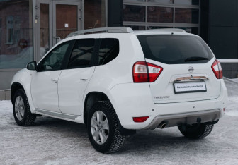 Подержанный автомобиль Nissan Terrano 2019 года (7 фото)