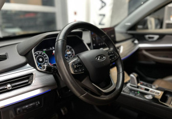 Подержанный автомобиль Chery Tiggo 8 Pro 2022 года (11 фото)