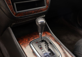 Подержанный автомобиль Acura MDX 2001 года (15 фото)