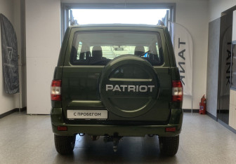Подержанный автомобиль УАЗ Patriot 2024 года (5 фото)