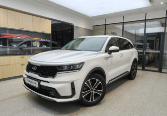 Подержанный автомобиль Kia Sorento 2021 года (1 фото)