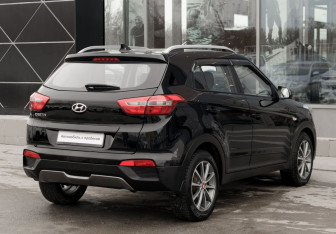 Подержанный автомобиль Hyundai Creta 2017 года (5 фото)