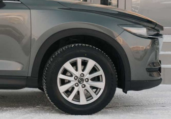 Подержанный автомобиль Mazda CX-5 2021 года (9 фото)