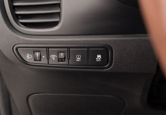 Подержанный автомобиль Kia Rio Sedan 2019 года (17 фото)