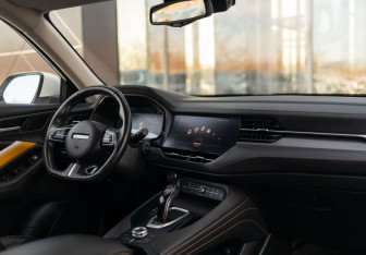 Подержанный автомобиль Haval F7x 2020 года (10 фото)