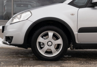 Подержанный автомобиль Suzuki SX4 Hatchback 2013 года (9 фото)