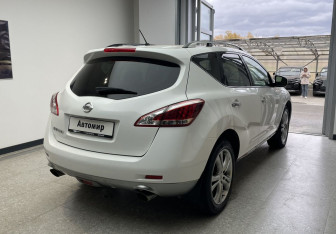 Подержанный автомобиль Nissan Murano Suv 2013 года (4 фото)