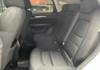 Подержанный автомобиль Mazda CX-5 2017 года (9 фото)