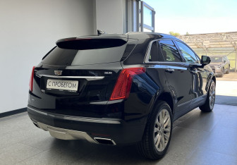 Подержанный автомобиль Cadillac XT5 2017 года (5 фото)