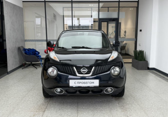 Подержанный автомобиль Nissan Juke 2011 года (2 фото)