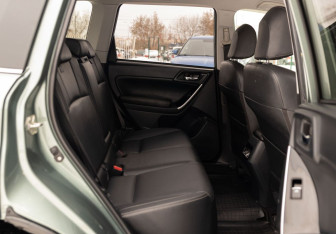 Подержанный автомобиль Subaru Forester Suv 2016 года (21 фото)