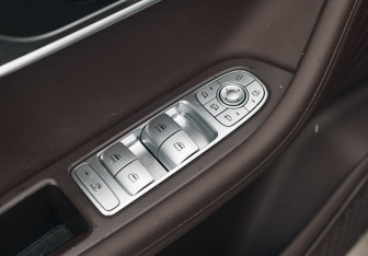 Подержанный автомобиль Chery Tiggo 8 Pro Max 2024 года (18 фото)