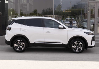 Подержанный автомобиль Chery Tiggo 4 2025 года (4 фото)