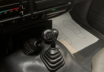 Подержанный автомобиль Toyota Land Cruiser Suv 1997 года (13 фото)