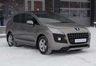 Подержанный автомобиль Peugeot 3008 2012 года (3 фото)