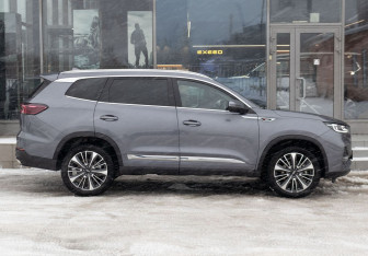 Подержанный автомобиль Chery Tiggo 8 Pro Max 2024 года (4 фото)