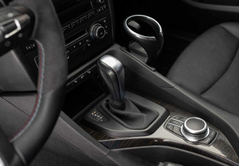 Подержанный автомобиль BMW X1 2011 года (17 фото)