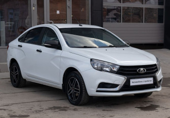 Подержанный автомобиль LADA (ВАЗ) Vesta Sedan 2020 года (3 фото)