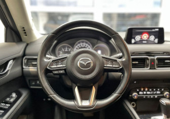 Подержанный автомобиль Mazda CX-5 2019 года (13 фото)