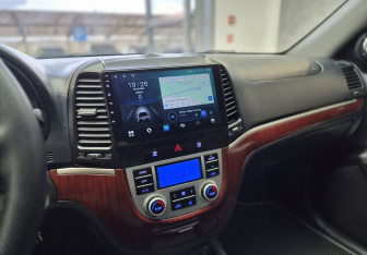 Подержанный автомобиль Hyundai Santa Fe 2008 года (12 фото)