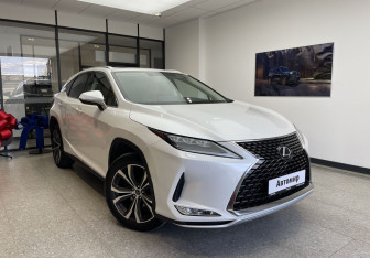 Подержанный автомобиль Lexus RX 2019 года (3 фото)