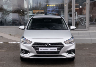 Подержанный автомобиль Hyundai Solaris Sedan 2017 года (2 фото)