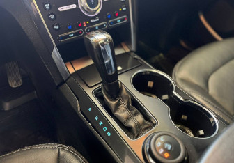 Подержанный автомобиль Ford Explorer 2018 года (8 фото)