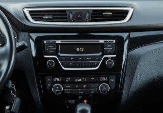 Подержанный автомобиль Nissan Qashqai 2015 года (14 фото)