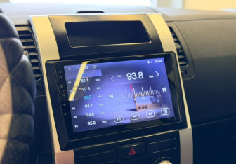 Подержанный автомобиль Nissan X-Trail 2012 года (11 фото)