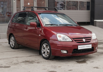 Подержанный автомобиль Suzuki Liana Wagon 2005 года (3 фото)