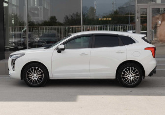Подержанный автомобиль Haval Jolion 2023 года (8 фото)
