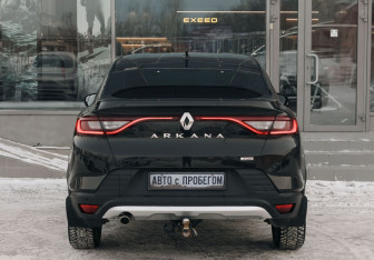 Подержанный автомобиль Renault Arkana 2021 года (6 фото)