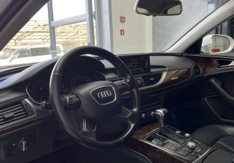 Подержанный автомобиль Audi A6 Sedan 2013 года (8 фото)
