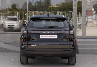 Подержанный автомобиль Chery Tiggo 4 2025 года (6 фото)
