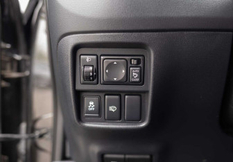 Подержанный автомобиль Nissan Juke 2012 года (18 фото)